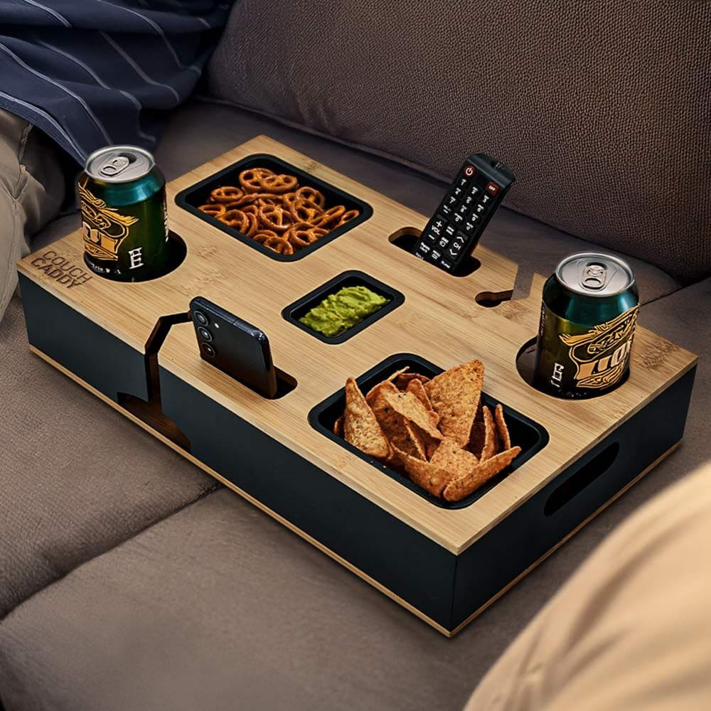 Sofatablett aus Holz – multifunktionaler Organizer aus Holz für die Couch (Essen/Getränke)