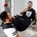 Celemek cukur untuk cermin - bib cukur pria (janggut dan kumis)