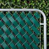 Chainlink fence PVC tape - Mesh fence filling flexible shielding slats (strips) - 50m roll - Green