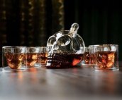 Skull whisky dekanter kristálykészlet 1000ml 6 db 3D pohárral 75ml