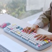 Bộ - Bàn phím không dây và đầu phát Wifi - Thiết kế thời trang Màu xanh