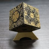 Cubo de Rubik Misterioso - Puzzle con símbolos místicos