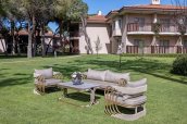 Outdoor patio furniture - Luxury and Modern garden/terrace seating set for 4 people - Denum