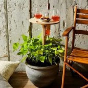 Mesa de picnic portátil de madera para vino y aperitivos (botellas y copas)