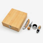 Cutie cadou din lemn pentru accesorii vin set de lux - 4buc
