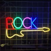 Guitarra Rock - Publicidad con logotipo de neón con luz LED en la pared