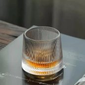 Περιστρεφόμενο ποτήρι ουίσκι 160 ml - κομψό και μοναδικό ποτήρι ουίσκι / μπέρμπον