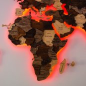 Houten wanddecoratie wereldkaart 3D met RGB LED-verlichting - afmeting 200cm x 120cm