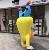 Felfújható jelmez - Jester (Clown) kabalabohóc legyezővel