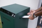 Smart mailbox for mobile phone (electronic lock box) with Bluetooth via App + PIN password + Key