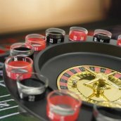 Juego de ruleta para beber: juego de vaso de chupito ruso + 15 vasos de vidrio + 2 bolas de metal