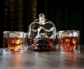 Skull whisky dekanter kristálykészlet 1000ml 6 db 3D pohárral 75ml