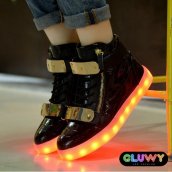 Мигающие LED ботинки  Gluwy черно-золотые