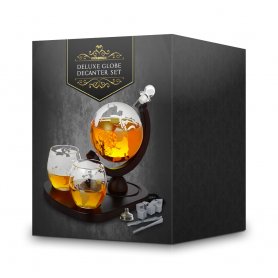 Whisky-kancsó és poharak fa állványon – Whiskey kristály Globe készlet + 2 pohár és 9 kő