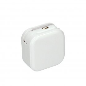Universal USB adapter sa kotse at kuryente 5V 2400mA + 2xUSB