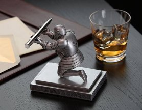 Kalem tutucu - Lüks ve özel kalem standı Historic Knight