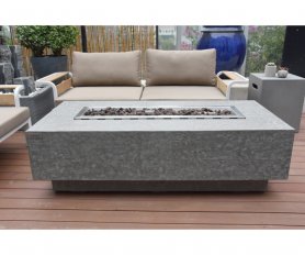 Stół ogrodowy z paleniskiem (zewnętrzny kominek gazowy wykonany z betonu) - prostokątny