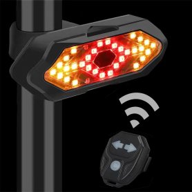 Rear light for a bicycle with turn signals wirelessly with 32 LEDs + sound effect 120 dB