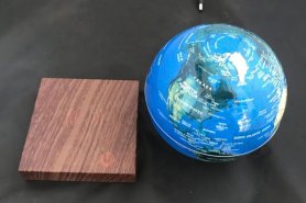 Lampu globe bumi terapung magnetik 8 "dengan cahaya