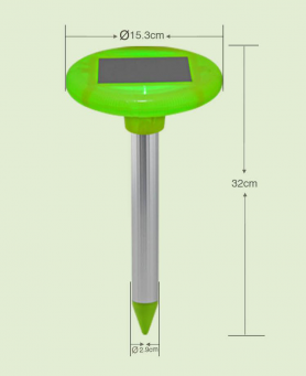 Répresseur de taupe solaire + lampe décorative LED dans le jardin