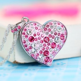 USB jewel Heart with pin diamonds