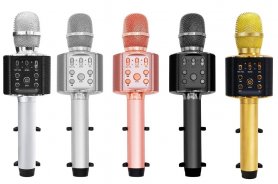 Mikrofon karaoke 5W dengan speaker Bluetooth dan dudukan Smartphone