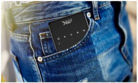 Pocket mini proyektor SMART WiFi dengan resolusi 4K + LED + Android 9.0 hingga 120" diagonal