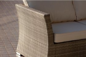 Ogródek w ogrodzie - Elegancka sofa rattanowa dla 4 osób + stół