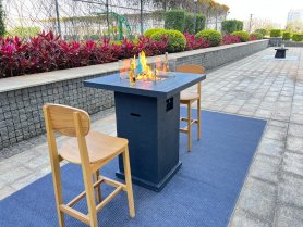 Stehtisch + Gaskamin 2in1 Outdoor-Betontisch 91,5x91,5x113 cm - ESTEBAN