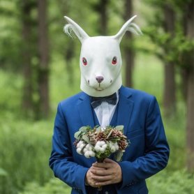 Rabbit white - silikoninen kasvo- ja päänaamio lapsille ja aikuisille
