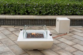 Feuertisch aus Beton - Garten-Gaskamin + Konferenztisch 86x86 cm - LUXUNO beige