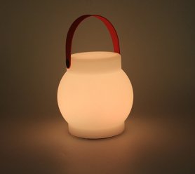Draagbare LED lamp met handvat + 8 kleurstanden + IP44 bescherming (buiten/binnen)