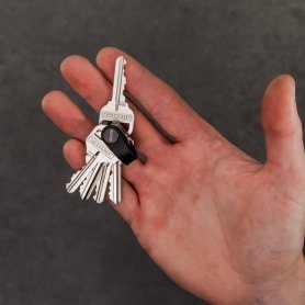 KeySmart Mini – minimalistiškiausias raktų laikiklis pasaulyje