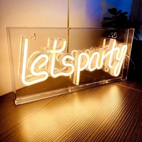 LETS PARTY - שלט פרסום LED ניאון לוגו ניאון נדלק