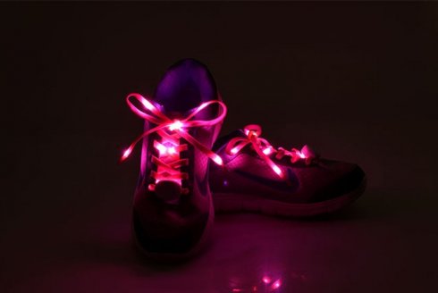 Ang mga sneaker laces - LED pink