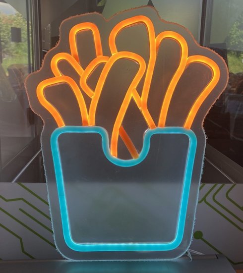 Papas fritas - Comida rápida - Logotipo iluminado con neón LED en la pared
