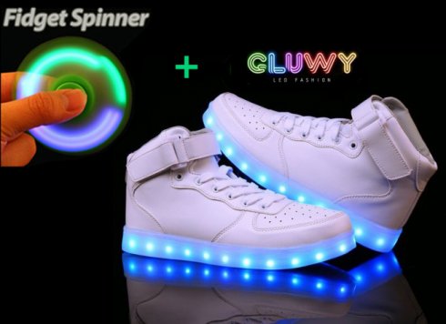 Zapatos de las zapatillas de deporte blancas LED -