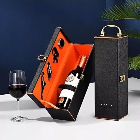 Krabice na vino - Luxusní dárková sada na víno – dřevěná kazeta na láhev vína s doplňky