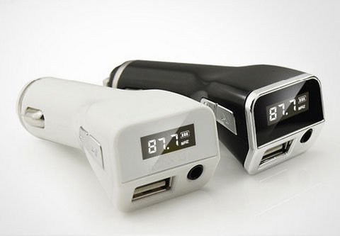 เครื่องส่งสัญญาณ FM ในรถยนต์ที่ทันสมัย + AUX + ที่ชาร์จ USB