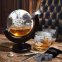 Whiskey globe karaf set met schip - 1 whiskykaraf + 2 glazen en 9 stenen