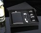 Луксозен подаръчен комплект - Колба (бутилка) + отварачка + 2x чаши