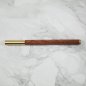 Medinis rašiklis – Elegantiškas, išskirtinio dizaino medžio rašiklis