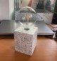 Noční lampa Žárovka LED svítící - noční světlo na kamenném podstavci