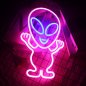LED apšviestas neoninis logotipas (baneris) ant sienos - ALIEN