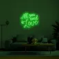 LED lysende inskription 3D ALT DU BEHØVER ER KÆRLIGHED 50 cm