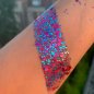 Pinkki glitter – biohajoava glitter vartalolle, kasvoille tai hiuksille – Glitter dust 10g (sininen vaaleanpunainen violetti)
