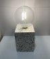 Noční lampa Žárovka LED svítící - noční světlo na kamenném podstavci