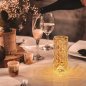 Křišťálová LED lampa - dotyková ve tvaru sklenice (vázy) stolová + dálkové ovládání - 16 barev (21cm)