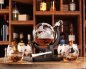 Decantor glob cu navă - Set carafe pentru whisky cu suport din lemn + 4 pahare + 9 pietre