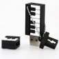 Naljakas USB 16GB – must klaver